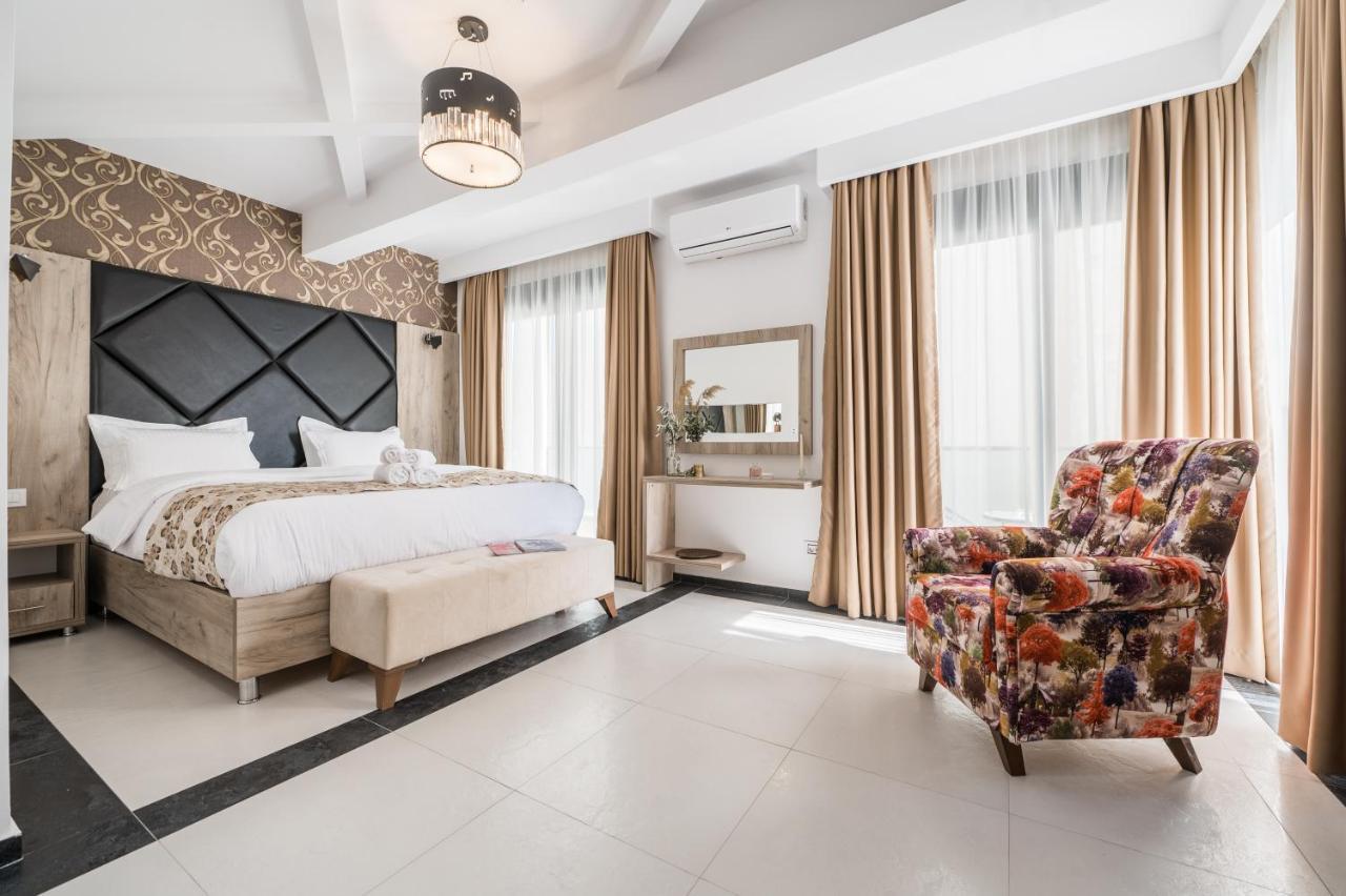 Barjaktar - Luxury Suites & Spa อุลซิน ภายนอก รูปภาพ