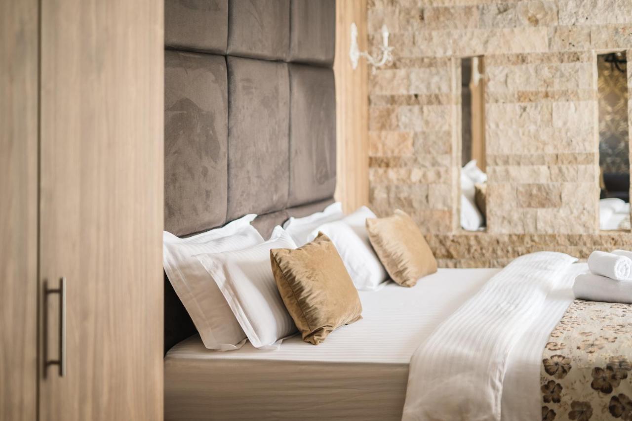 Barjaktar - Luxury Suites & Spa อุลซิน ภายนอก รูปภาพ