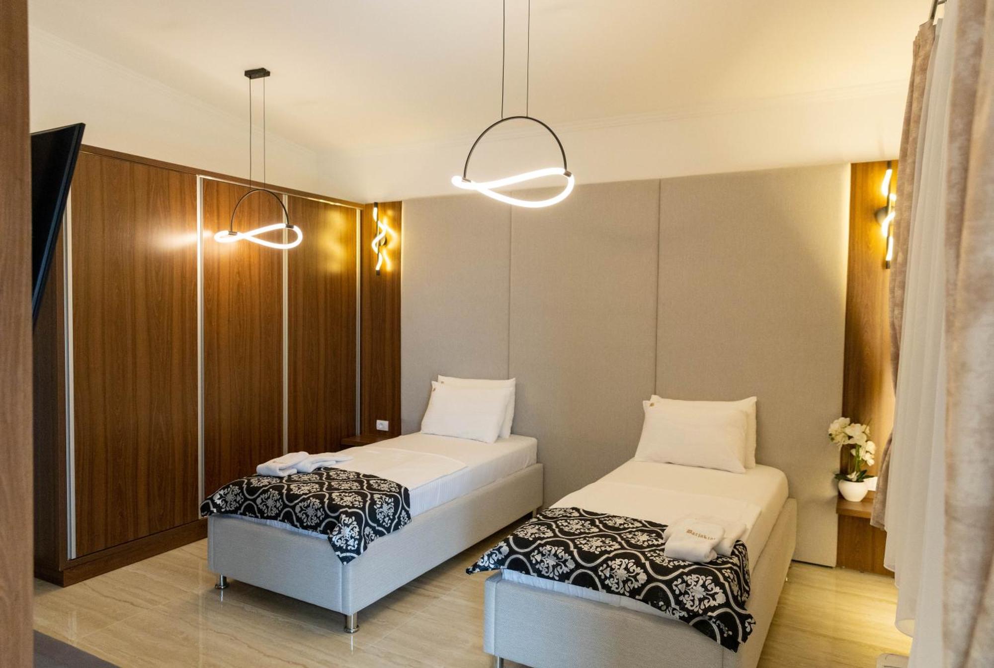 Barjaktar - Luxury Suites & Spa อุลซิน ภายนอก รูปภาพ