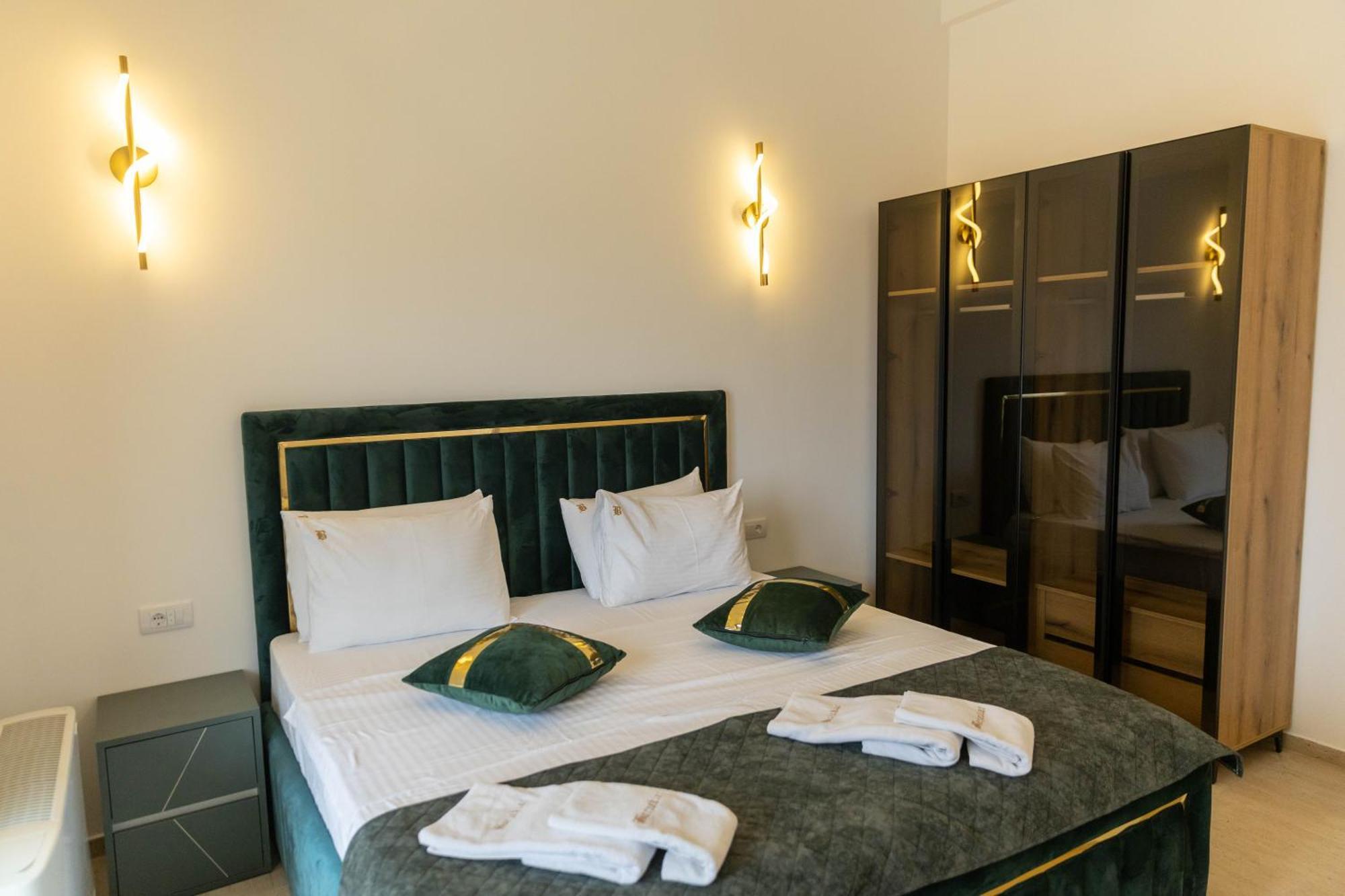 Barjaktar - Luxury Suites & Spa อุลซิน ภายนอก รูปภาพ
